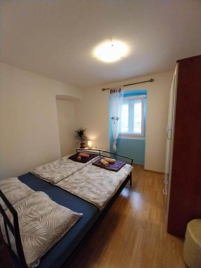 Apartmani Jadran Mali Losinj Ngoại thất bức ảnh