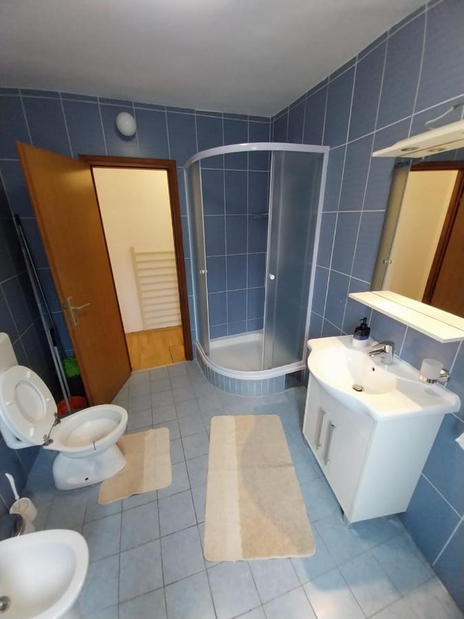 Apartmani Jadran Mali Losinj Ngoại thất bức ảnh