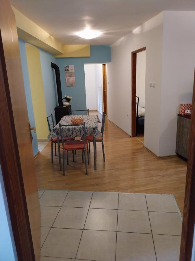 Apartmani Jadran Mali Losinj Ngoại thất bức ảnh