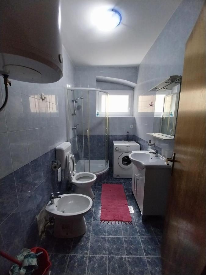Apartmani Jadran Mali Losinj Ngoại thất bức ảnh