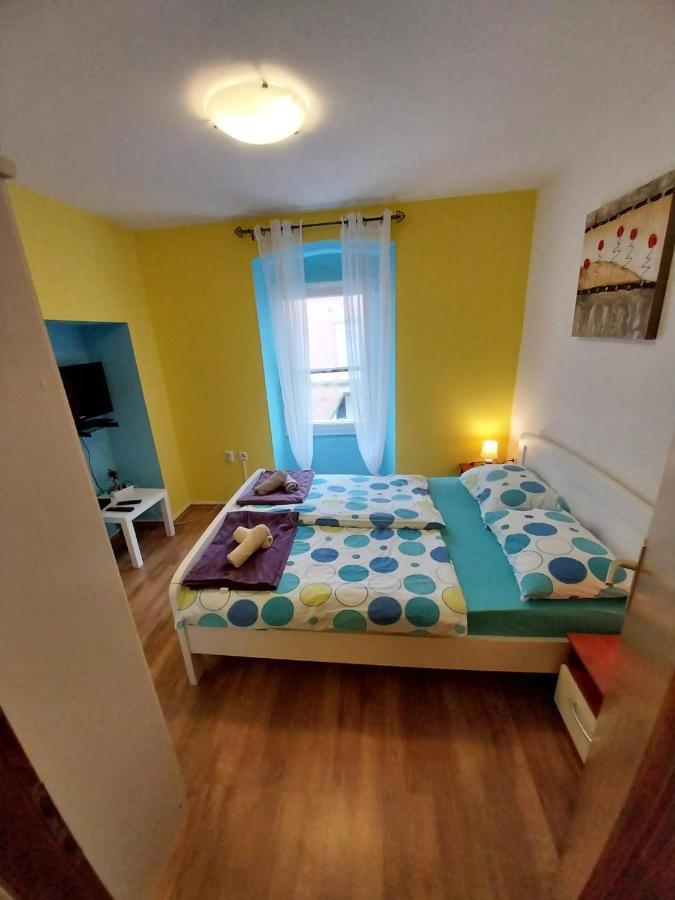 Apartmani Jadran Mali Losinj Ngoại thất bức ảnh